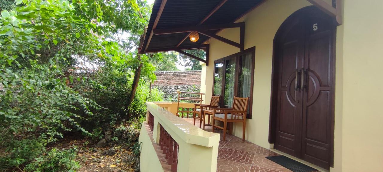 Bara Beach Bungalows 比拉 外观 照片